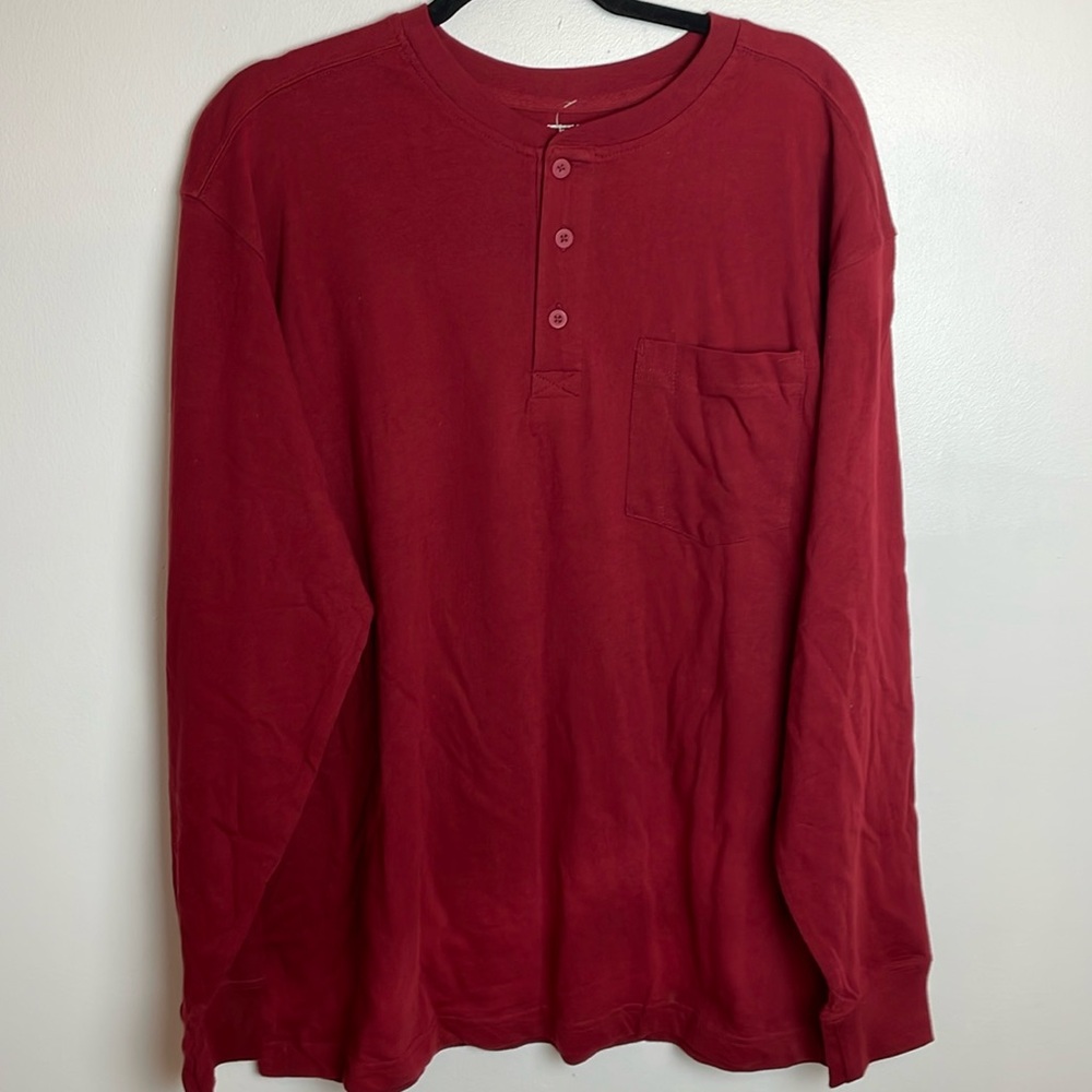 NWOT Red Head Brand Co. Long Sleeve T-Shirt Color Red Size Large
